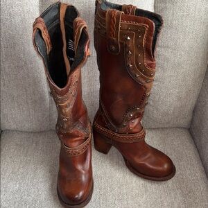 Freebird Cormac Boots In The Color Cognac
